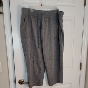 Athletic Works Gray Women's Cropped Pants